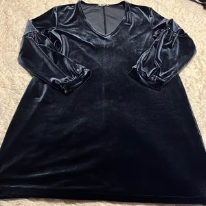 Madewell woman’s velvet midi dress v-neck pheasant sleeves a-line blue color